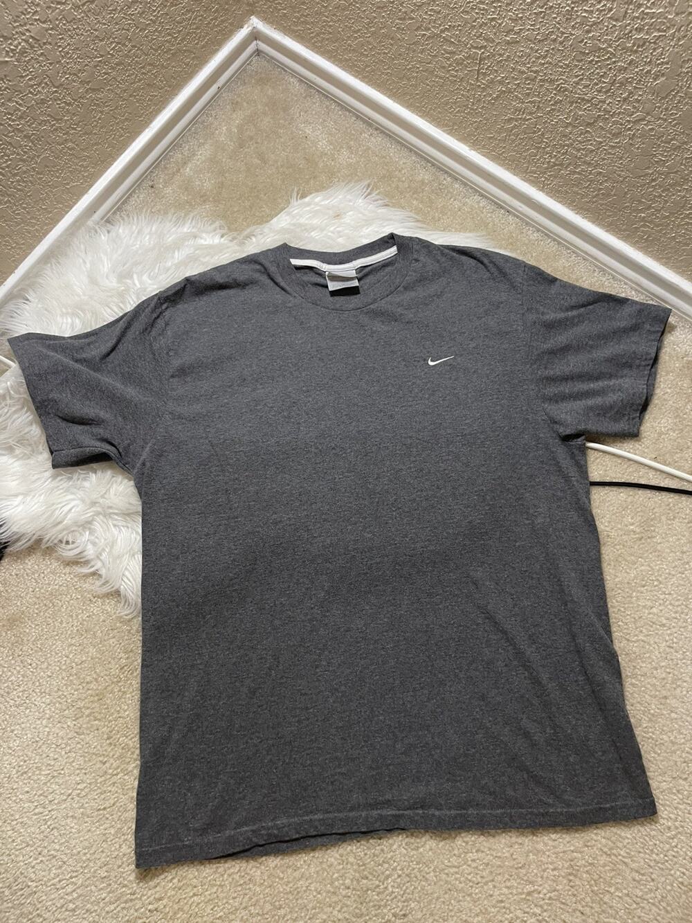 Vintage Y2K Nike Sportswear Men's Size Large Dark Gray T-Shirt Mini Swoosh